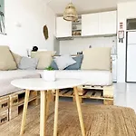 Panoramic Seaview - 2 Bedroom, Main Ave, 15 Min Walk Beach, Workspace