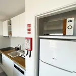Panoramic Seaview - 2 Bedroom, Main Ave, 15 Min Walk Beach, Workspace