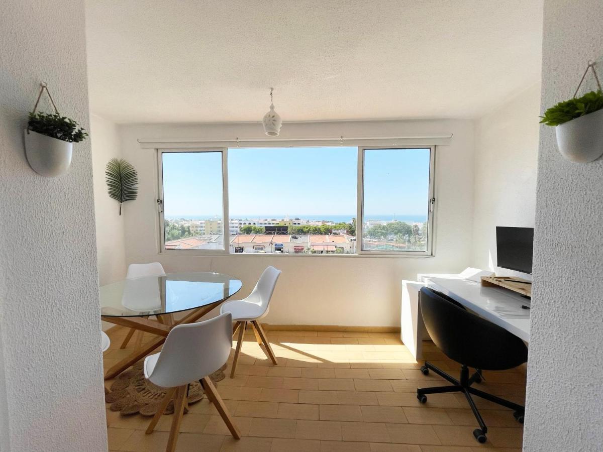 Panoramic Seaview - 2 Bedroom, Main Ave, 15 Min Walk Beach, Workspace Apartment